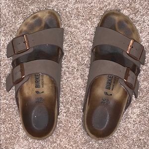 Arizona (two strap) Birkenstock’s